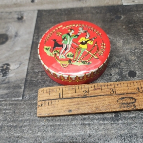 Set of 2 Antique European Mid Century Tins with Musical Duo and Falconer - Picture 6 of 8